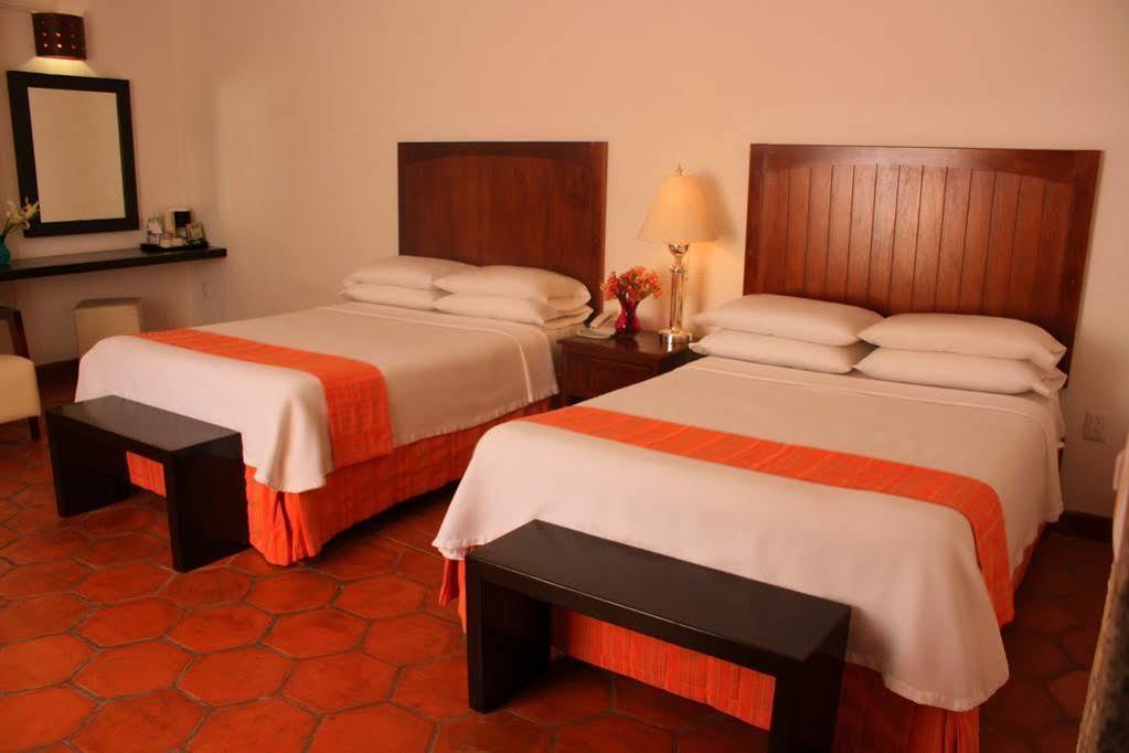 Hotel Casa Virreyes غواناخواتو المظهر الخارجي الصورة